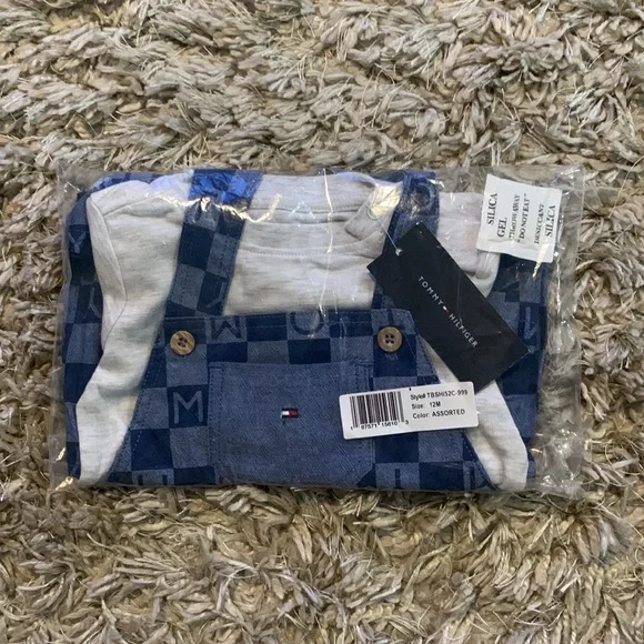 Tommy Hilfiger Baby Boys Short-Sleeve Heather T-Shirt & Printed Shortall